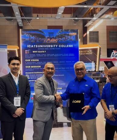 Feiran Technology and i-CATS University College representatives at their MyAERO Summit 2026 MoU signing
